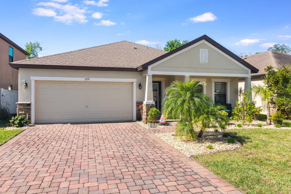 Photo of 5250 Extravagant Court