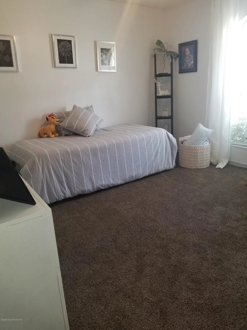 Photo of 5095 Carter Street