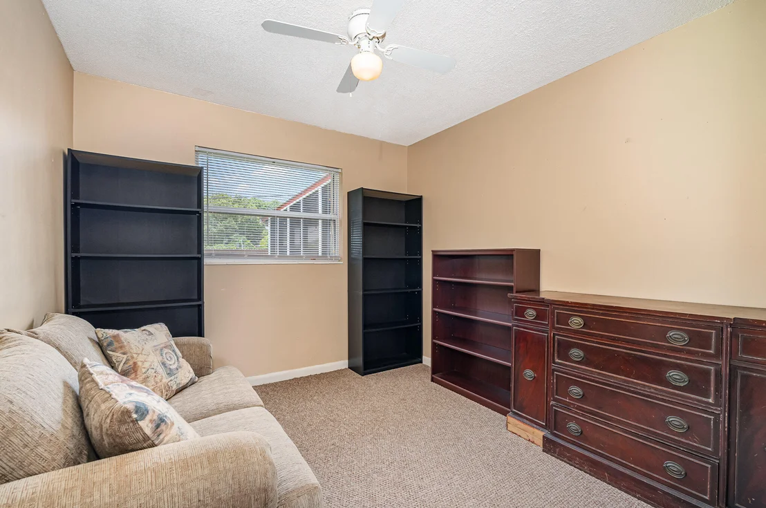 Photo of 4985 Cocoanut Drive
