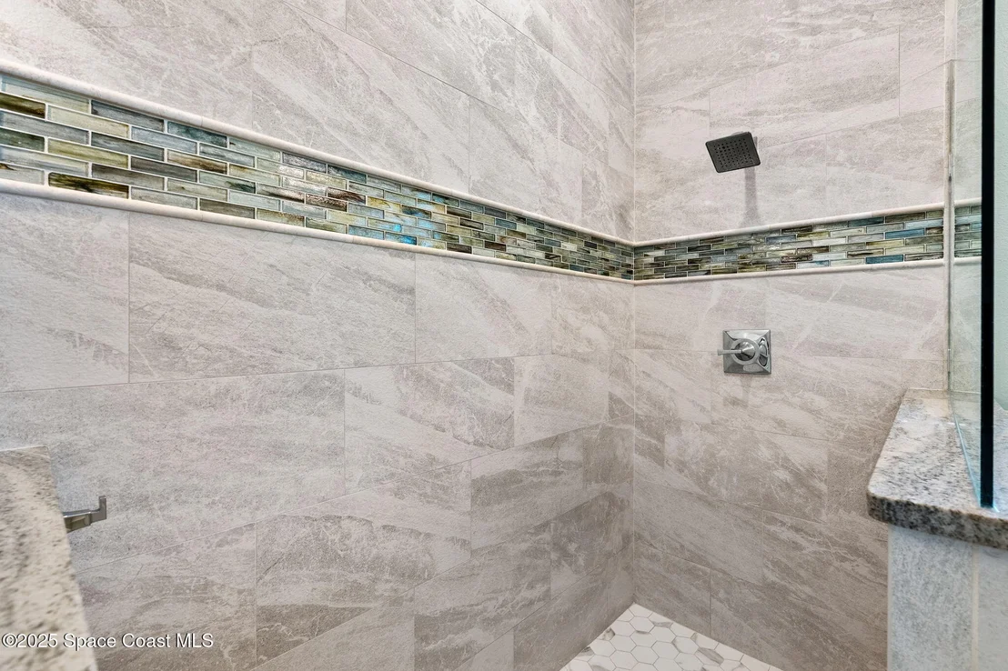 Photo of 5837 Arlington Circle