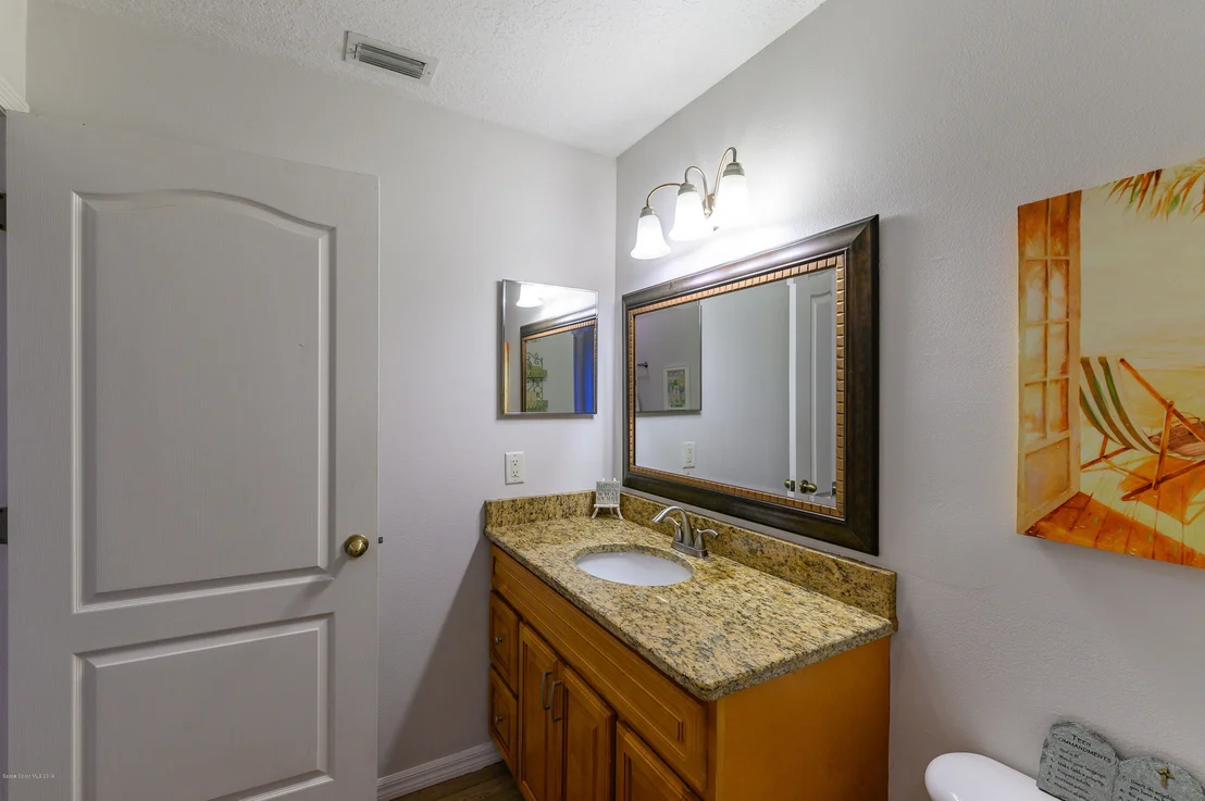 Photo of 4403 Long Lake Road