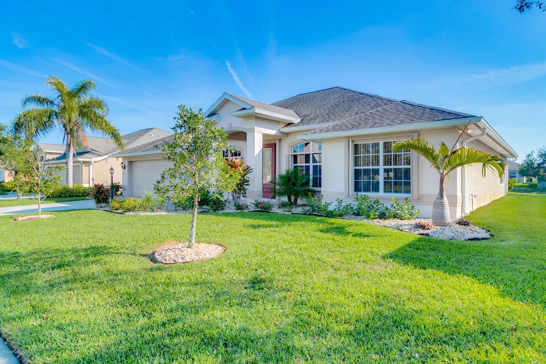 Photo of 2092 Woodfield Circle