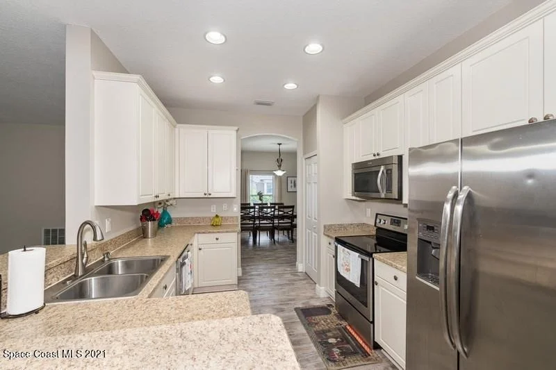Photo of 1034 Morgan Circle NE
