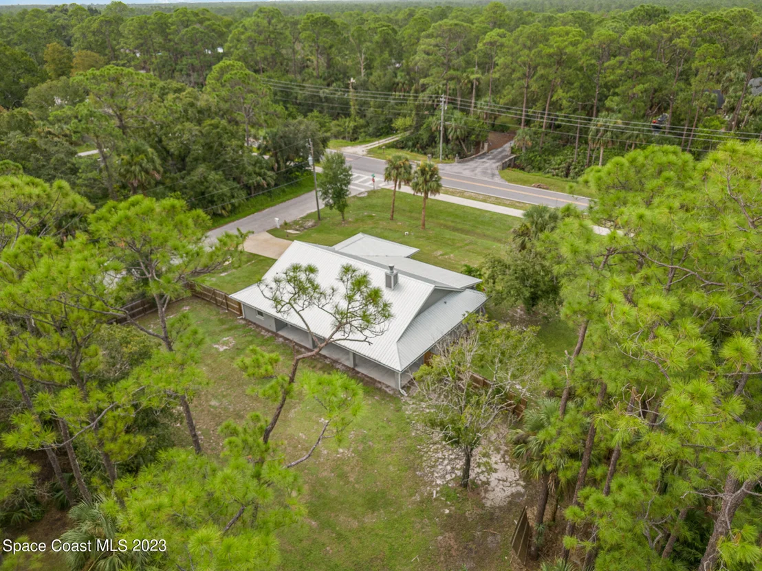 Photo of 3920 Burton Road