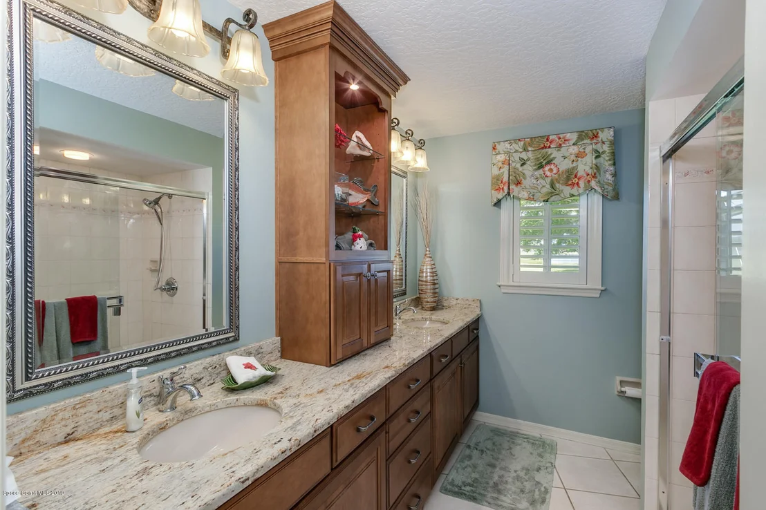 Photo of 610 Rossmoor Circle