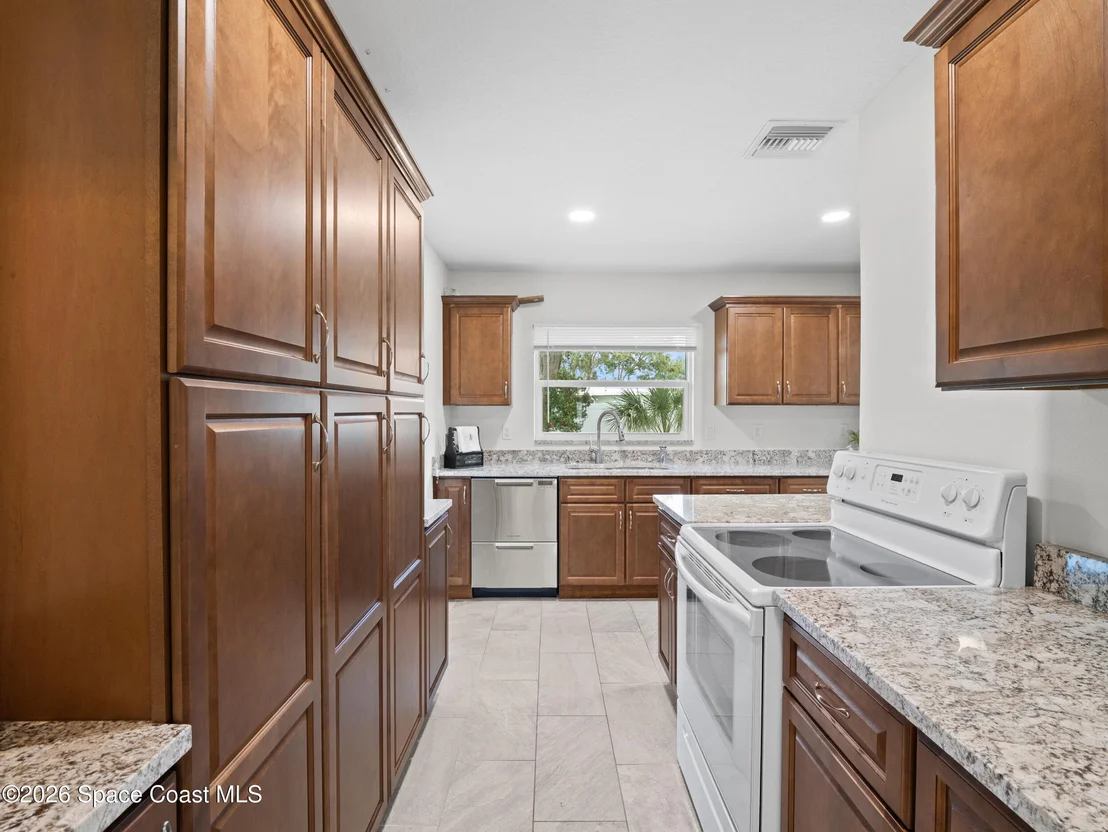 Photo of 807 Ballard Drive