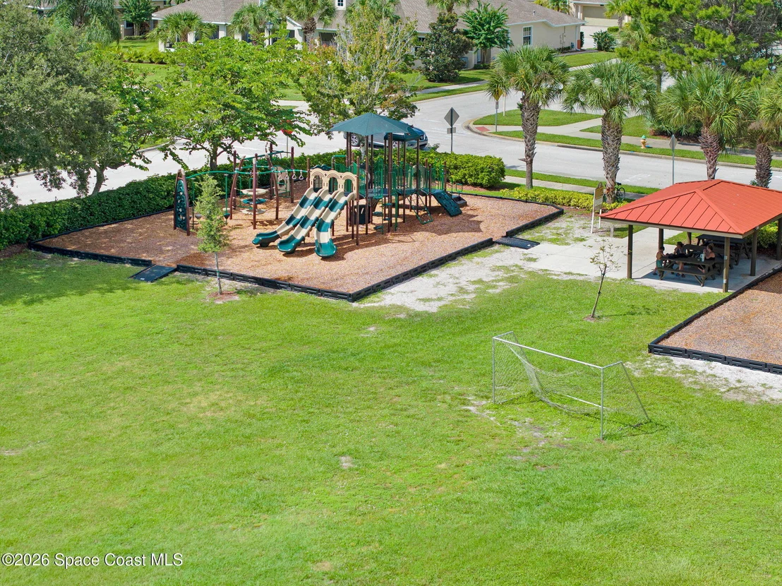 Photo of 1688 Tullagee Avenue