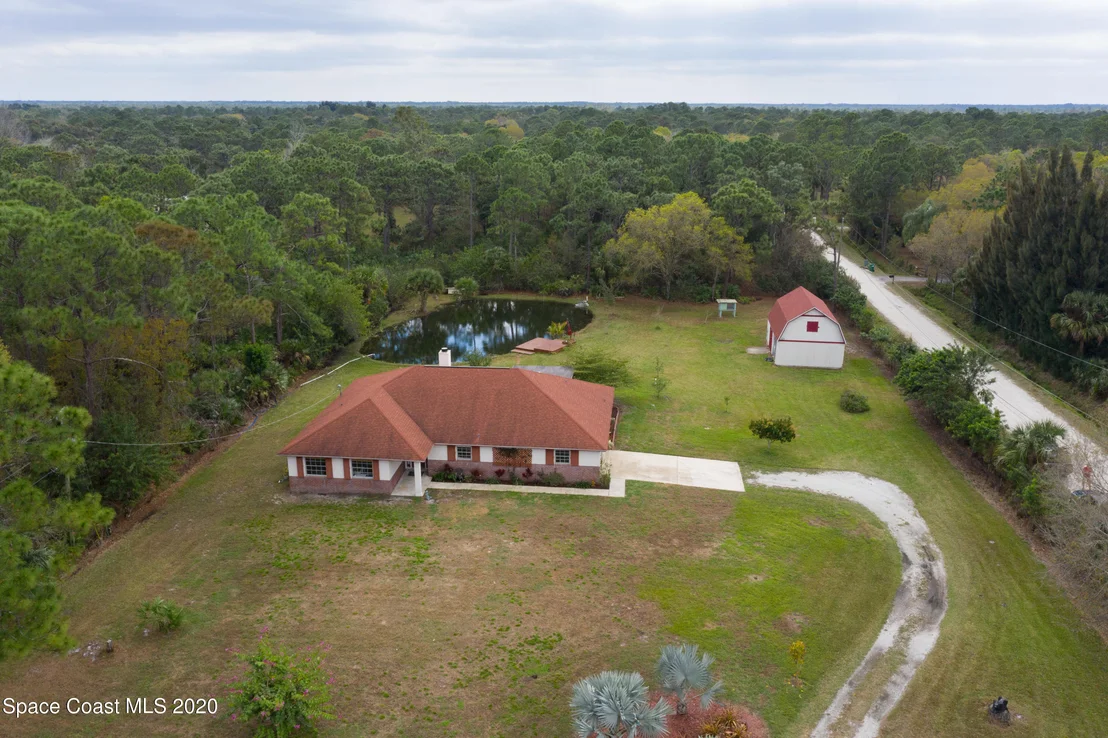 Photo of 1531 Hall Road