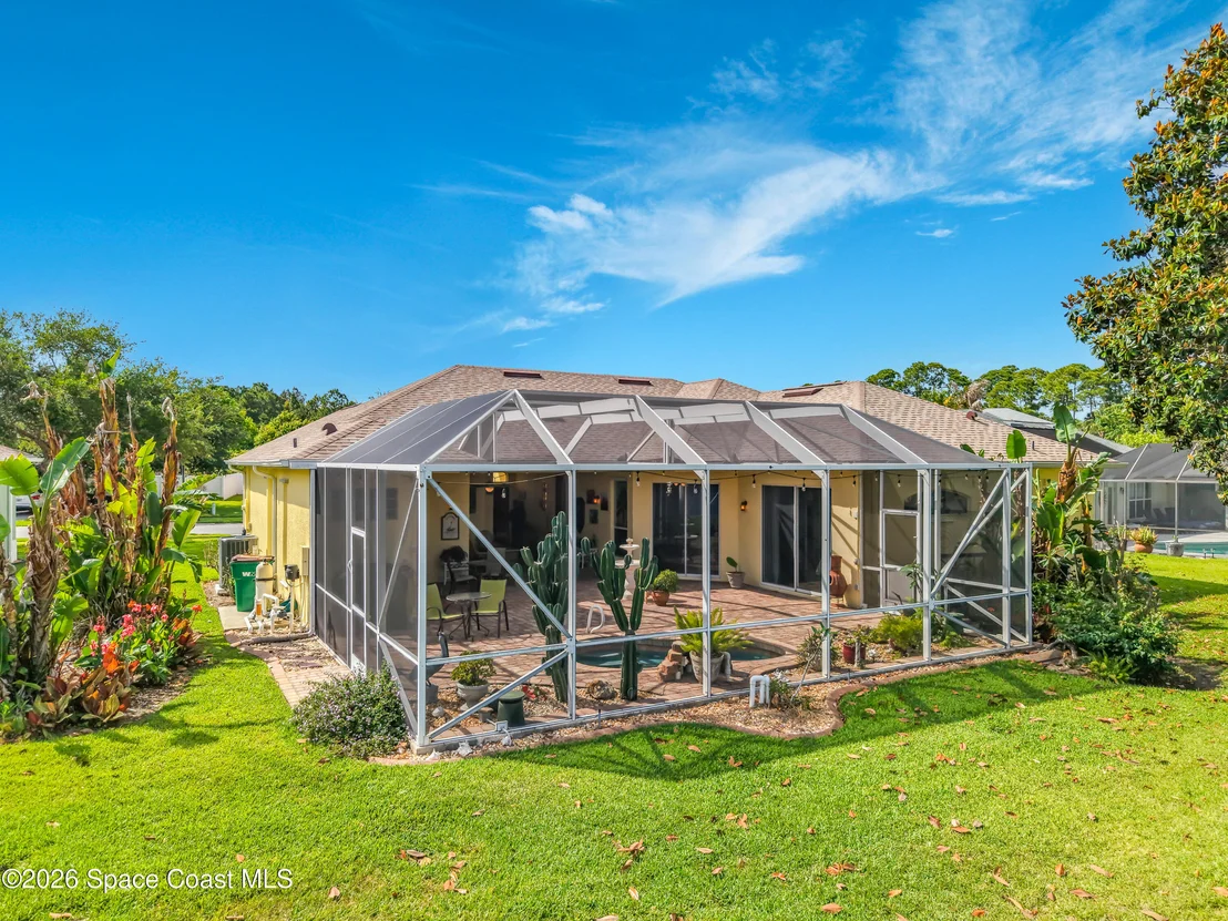 Photo of 1670 Whitman Drive