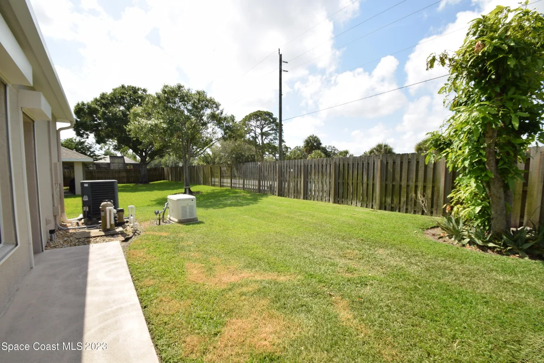 Photo of 2223 Woodfield Circle