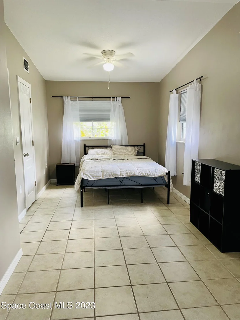 Photo of 255 Lee Road