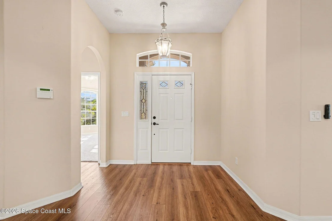 Photo of 6031 Herons Landing Drive