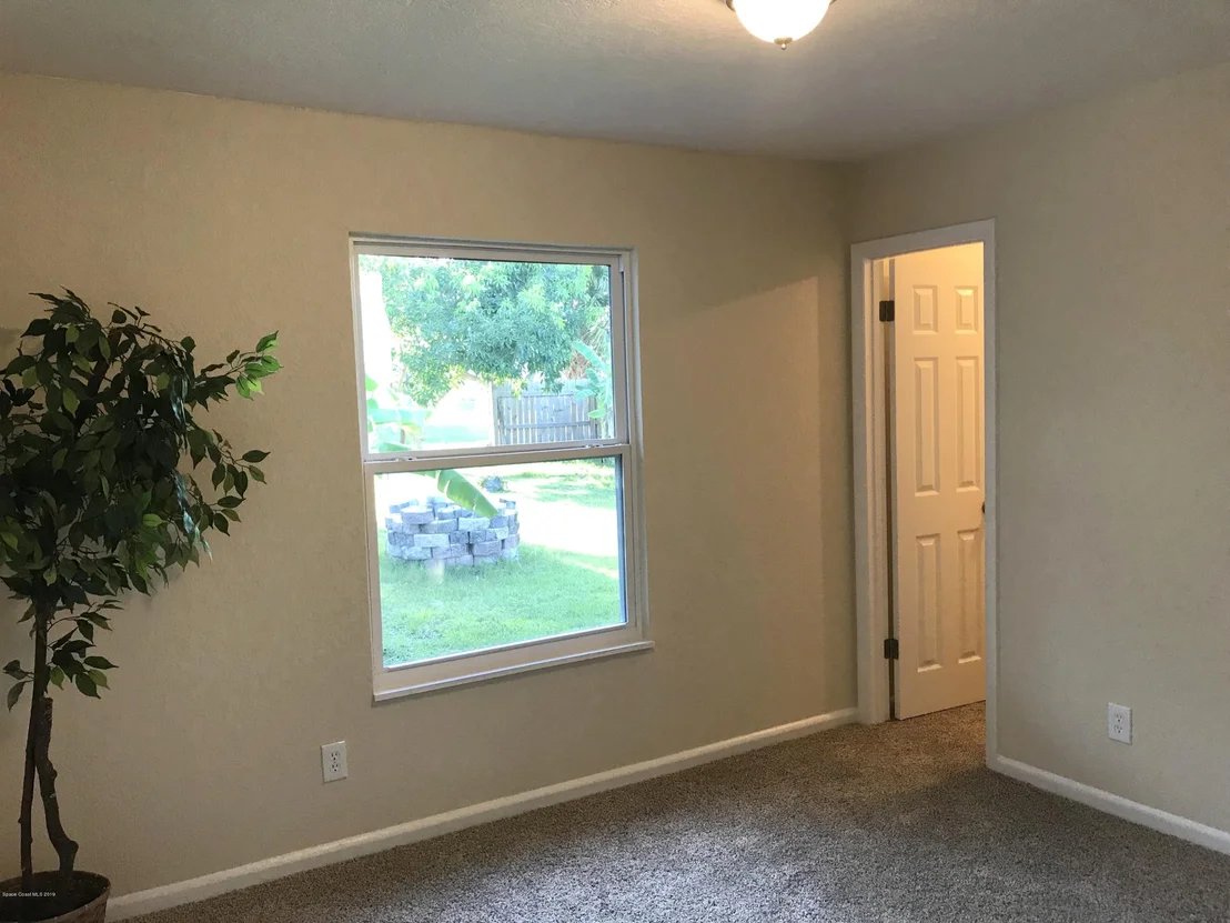 Photo of 1370 Creel Road NE
