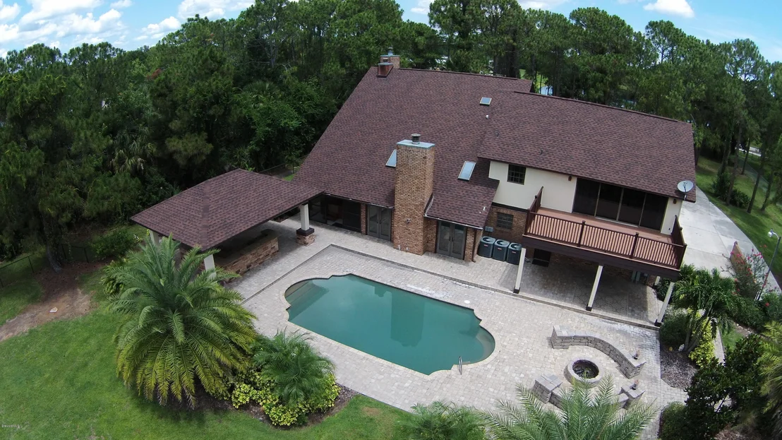 Photo of 4565 Lake Washington Road