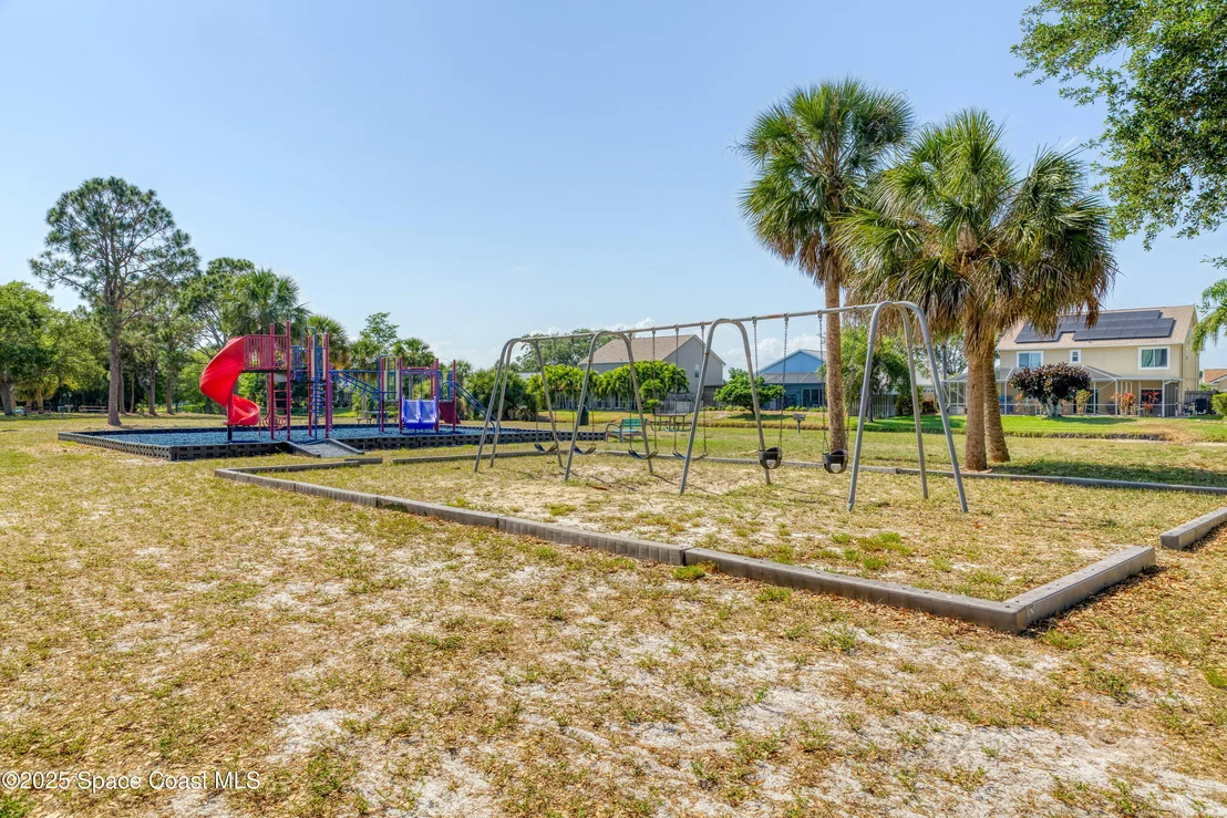 Photo of 1872 Crane Creek Boulevard