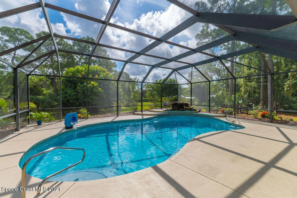 Photo of 4306 Hield Road NW