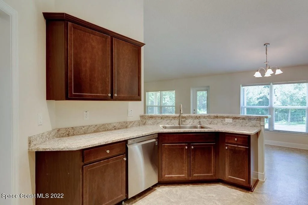 Photo of 643 Bayfront