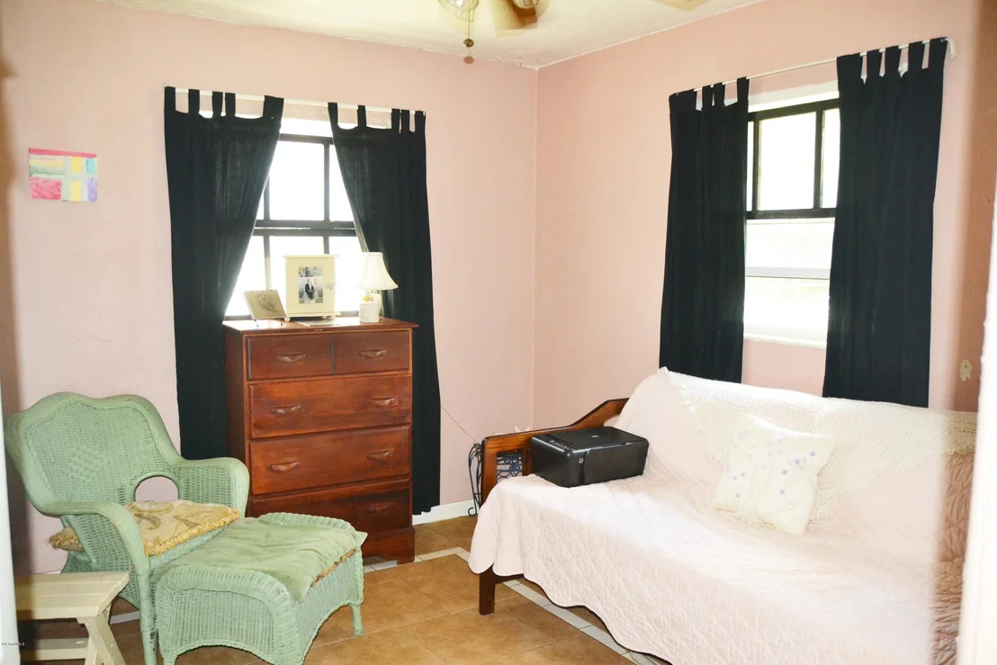 Photo of 189 Easy Street