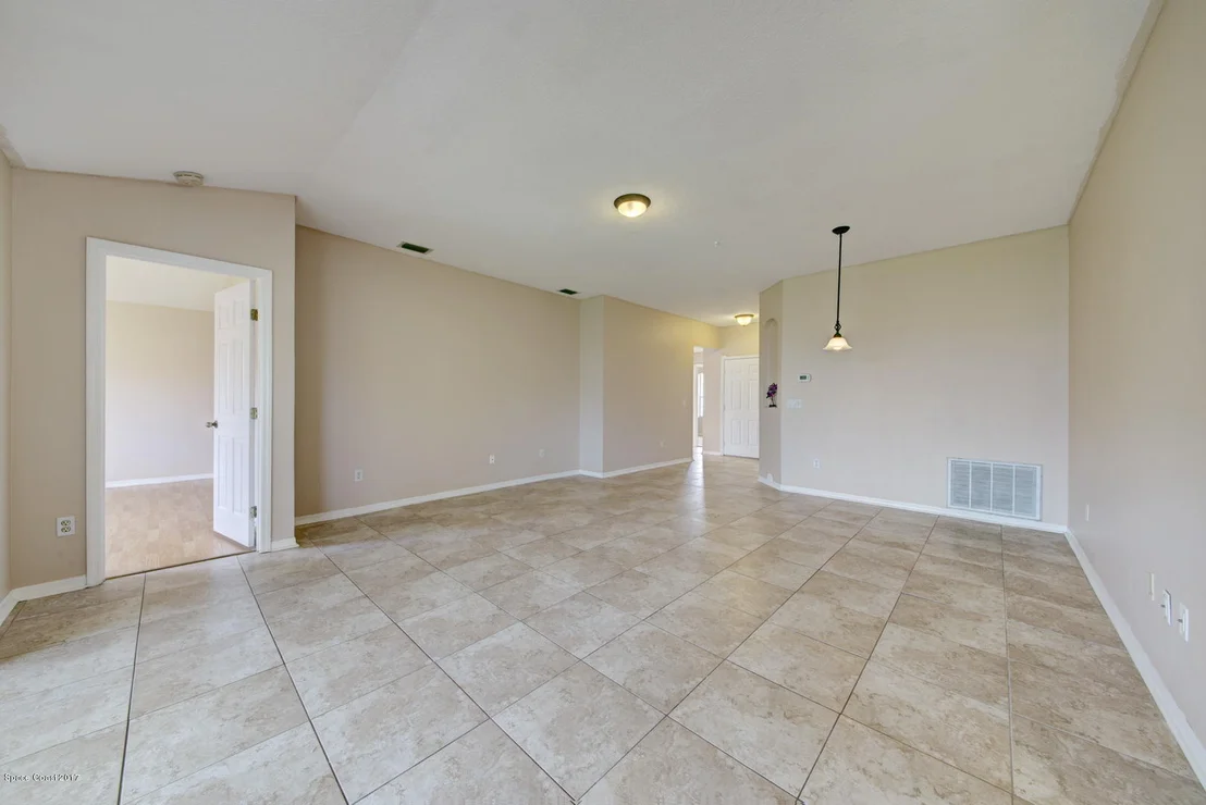 Photo of 2573 Ventura Circle