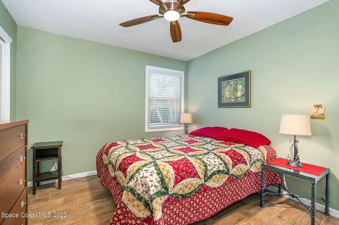 Photo of 498 Kimberly Drive