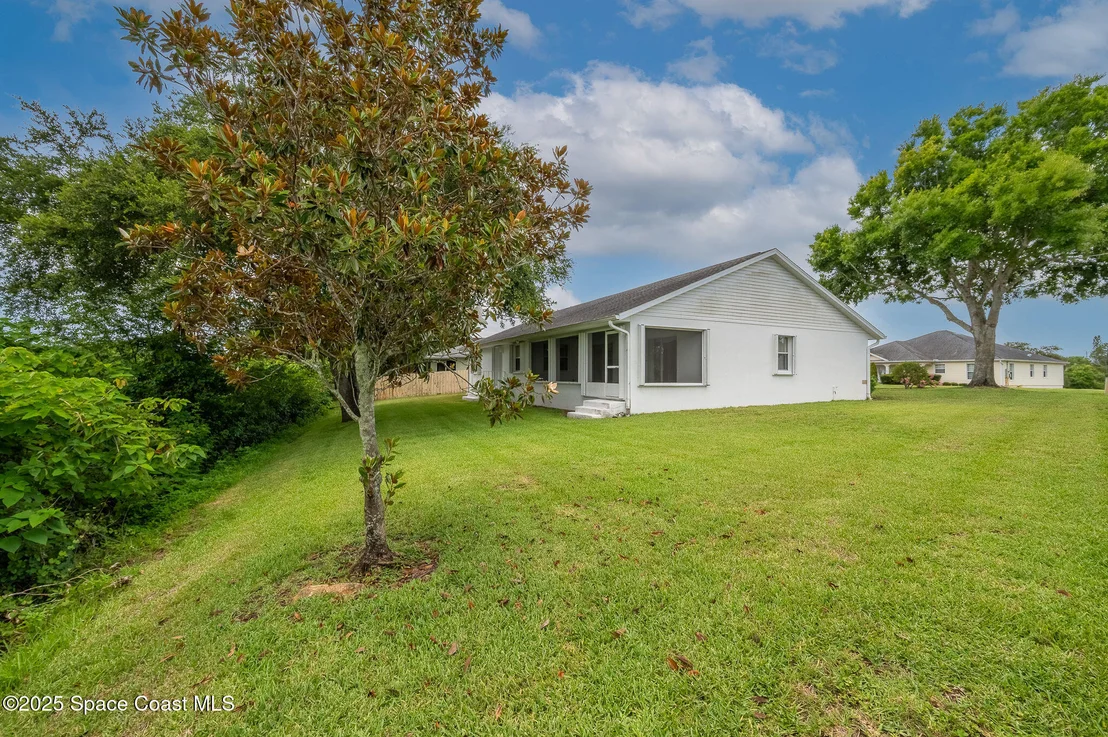 Photo of 3990 Tangle Drive