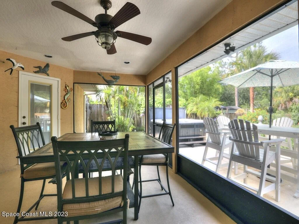Photo of 9850 Oak