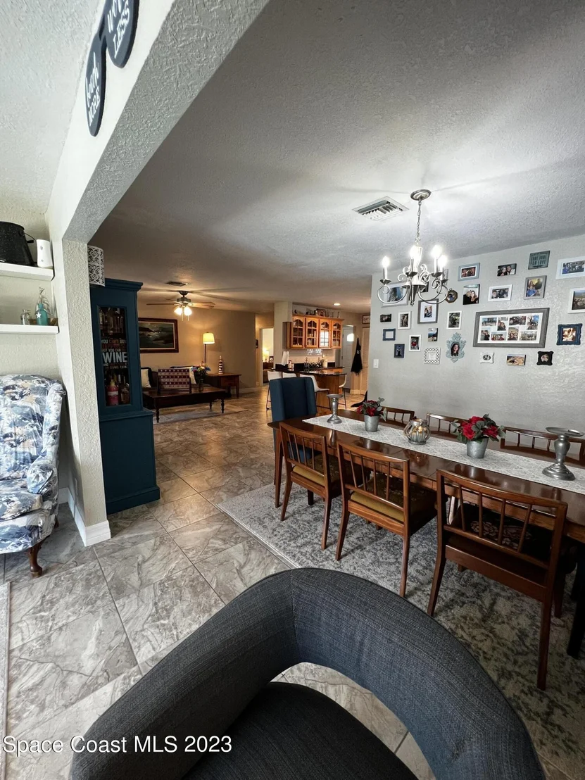 Photo of 5420 Holden Road