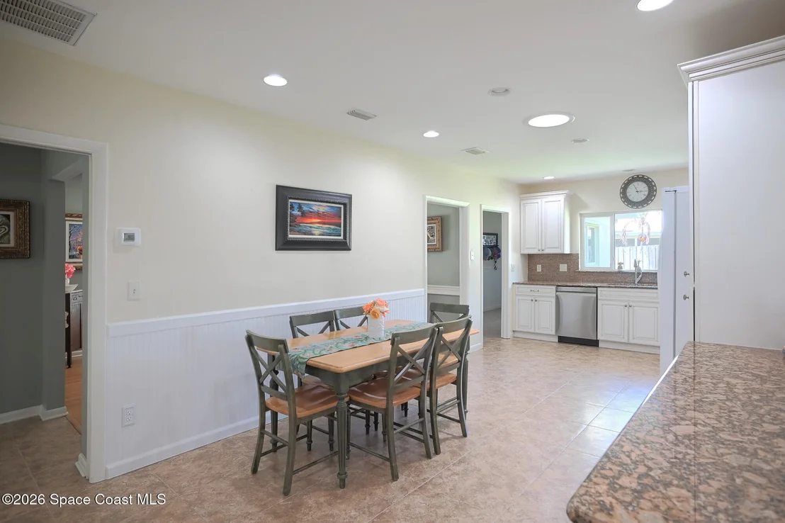 Photo of 325 Hibiscus Trail