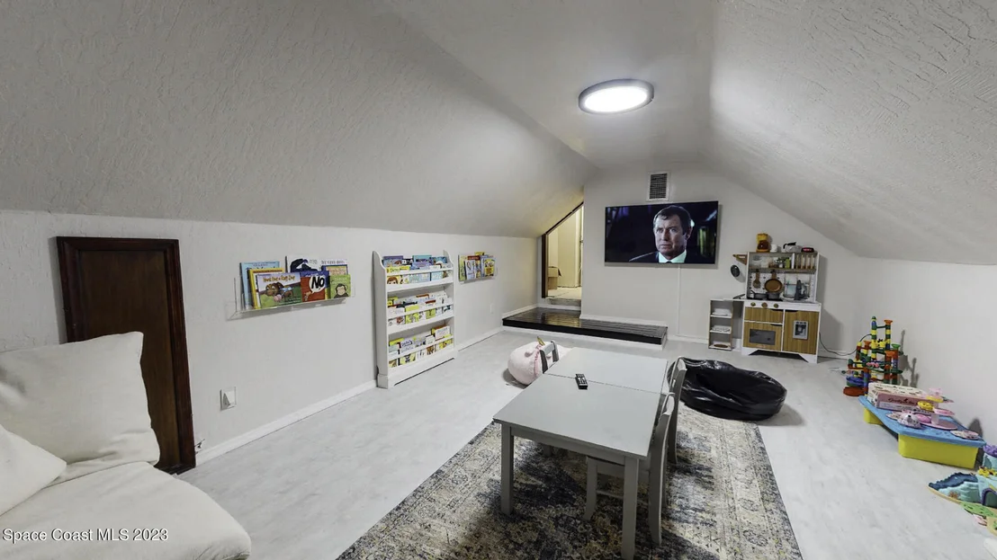 Photo of 607 Woodbridge Drive
