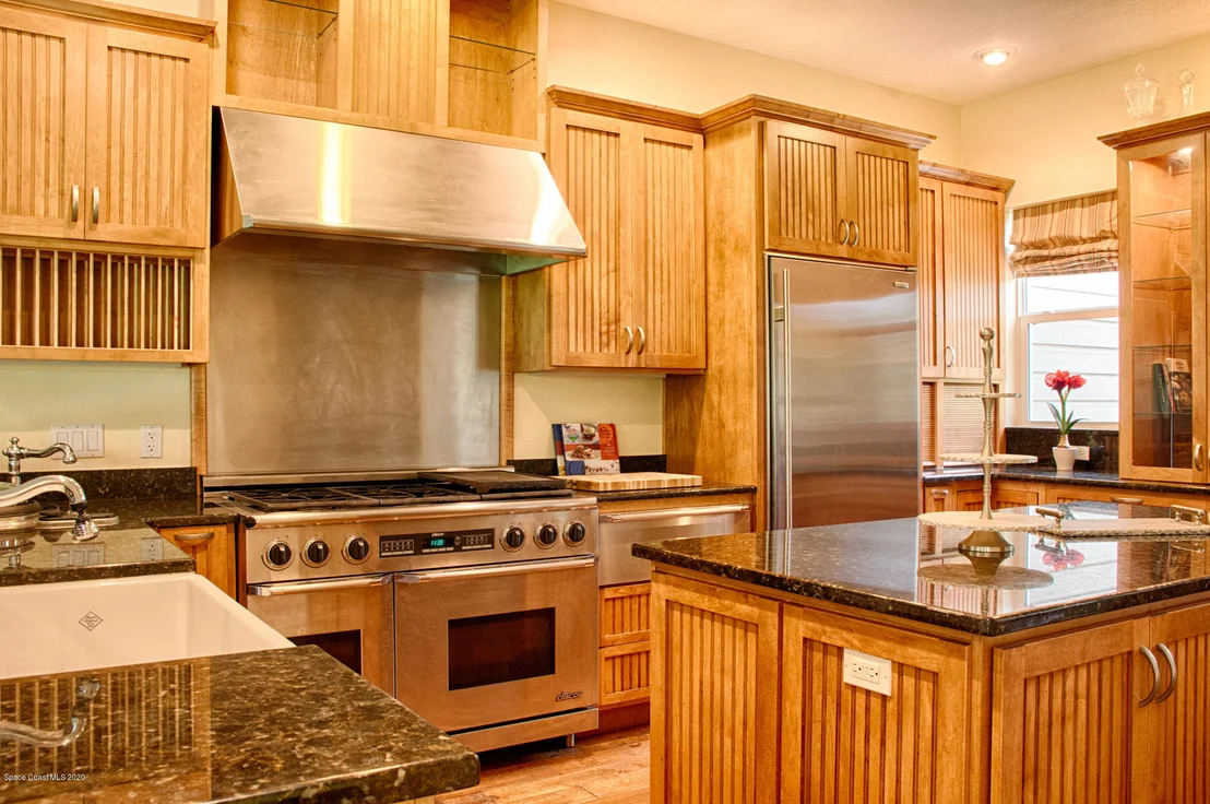 Photo of 5443 The Willows Drive