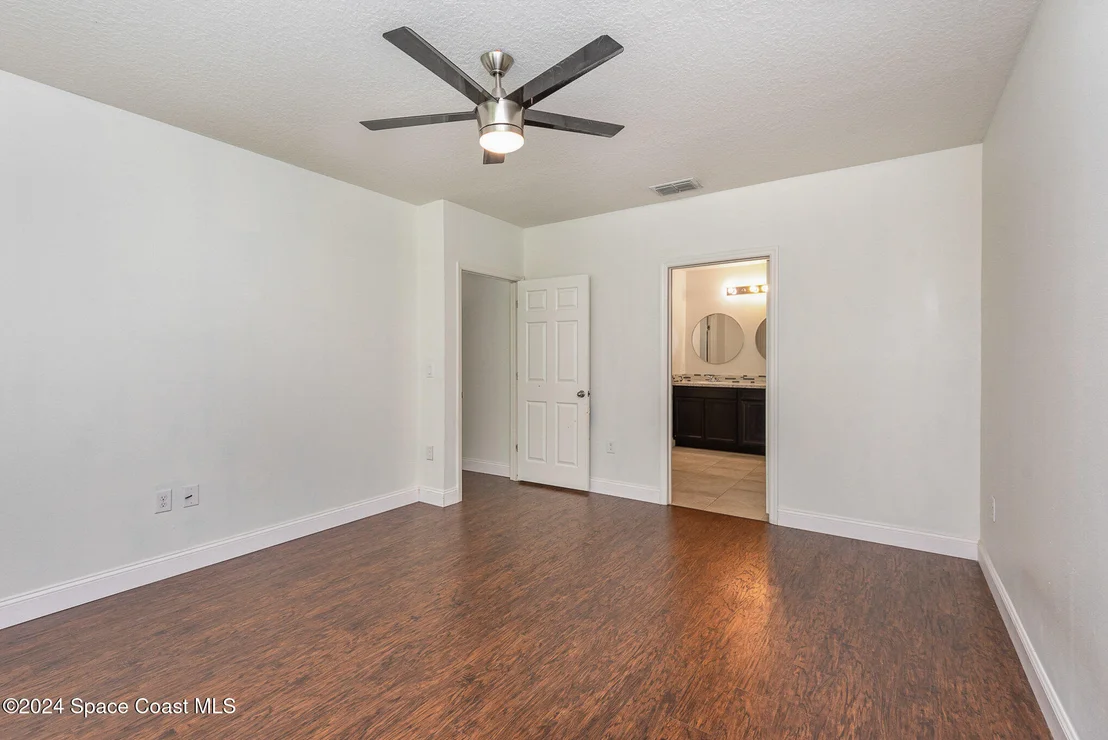 Photo of 2675 Falcon Lane