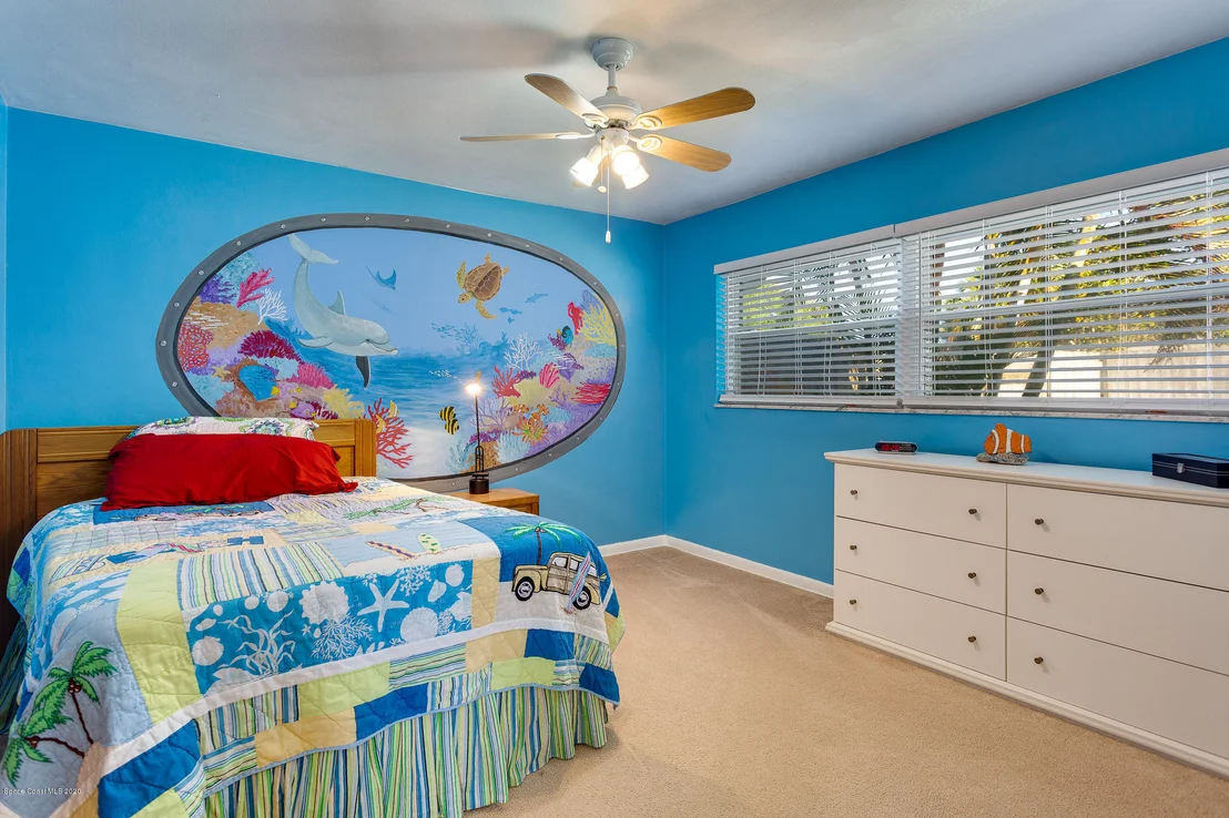 Photo of 611 Mango Drive