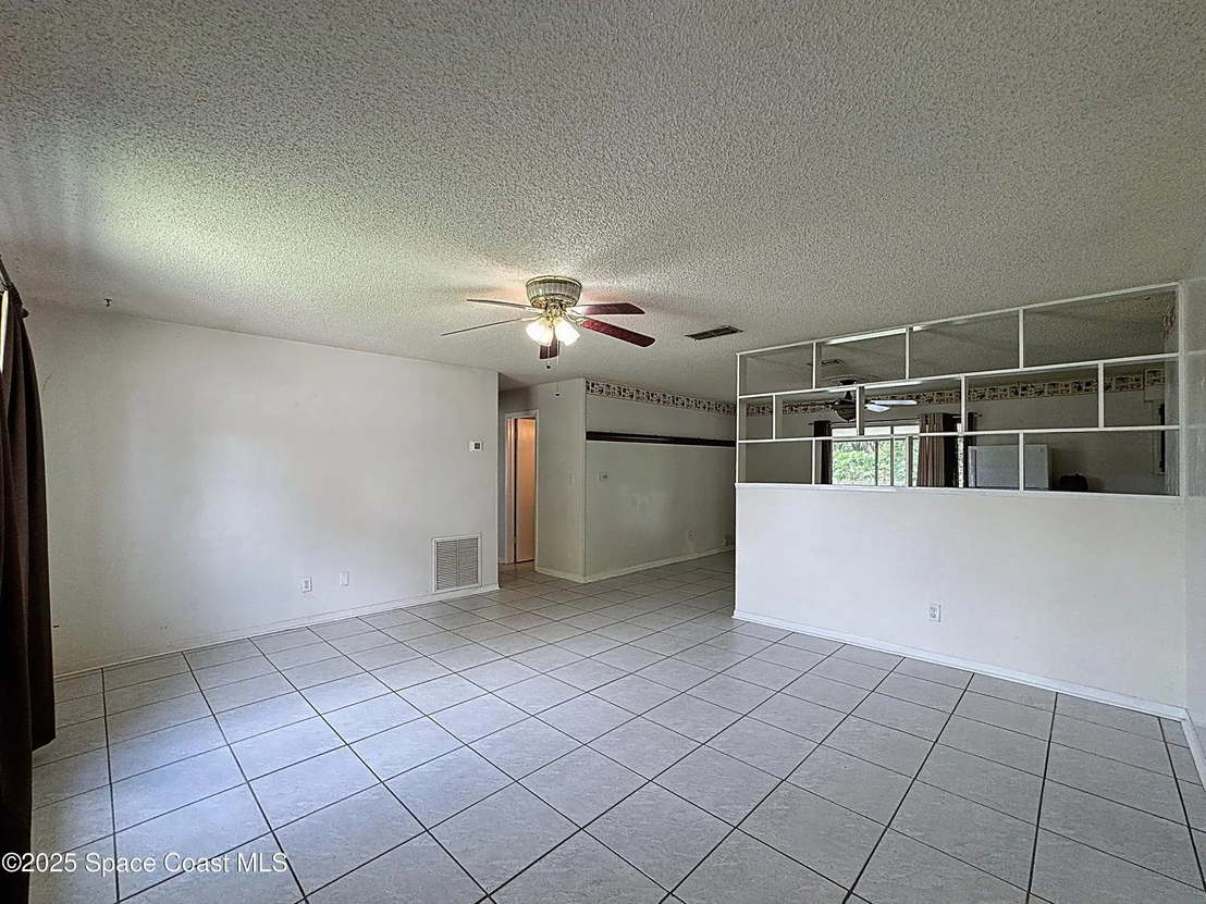 Photo of 4865 Bridge Road