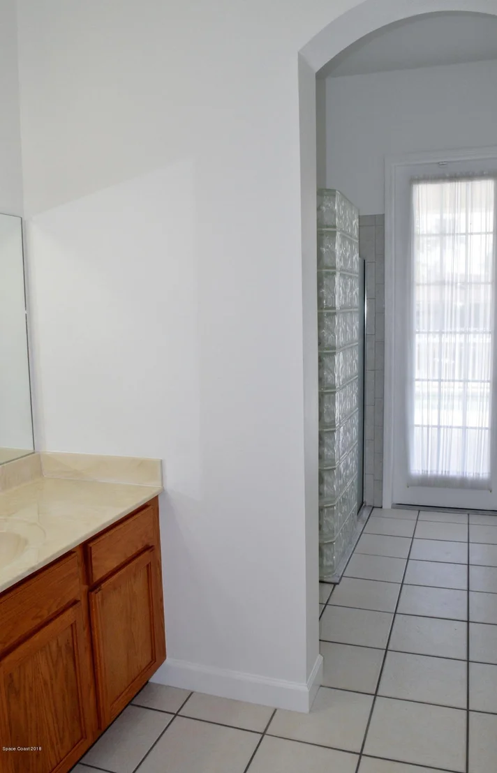 Photo of 6385 Anchor Lane