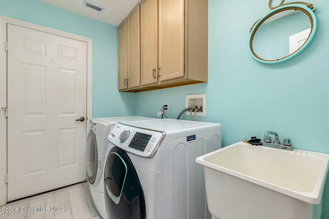 Photo of 2732 Englewood Drive