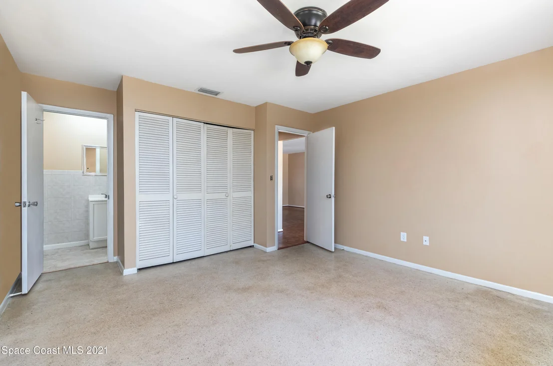 Photo of 950 Fulton Lane NE