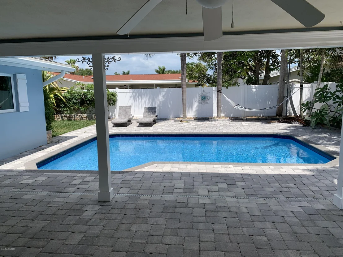 Photo of 4822 Fairview Drive