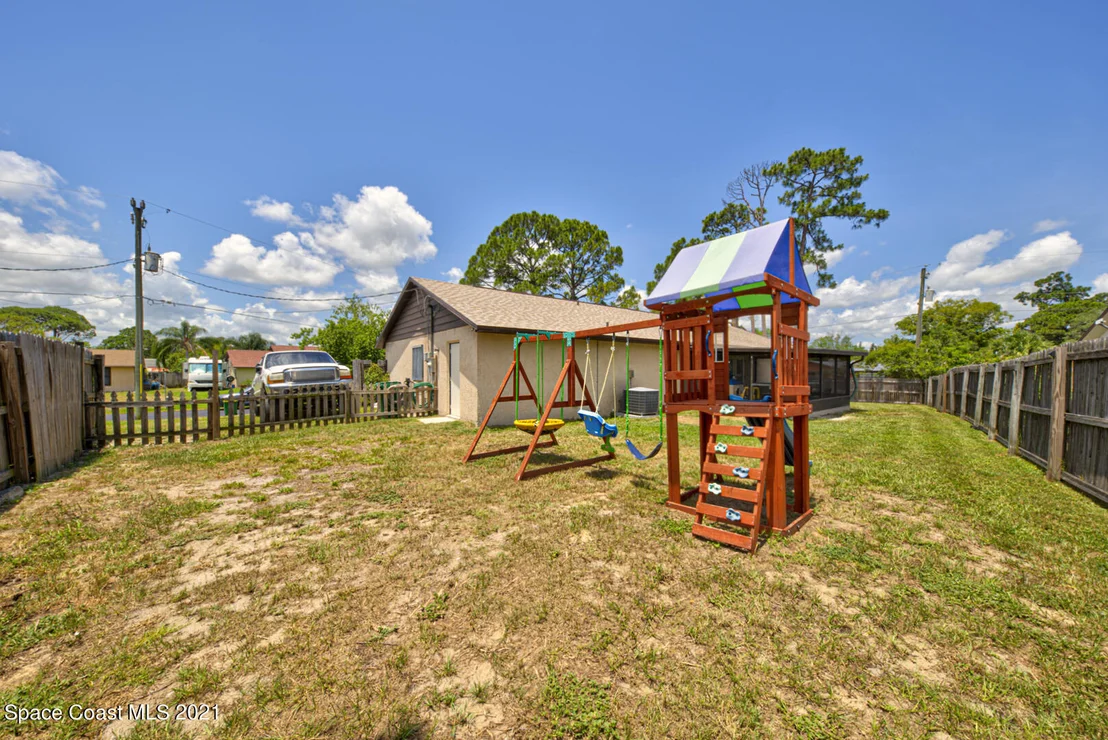 Photo of 6405 Manila Drive