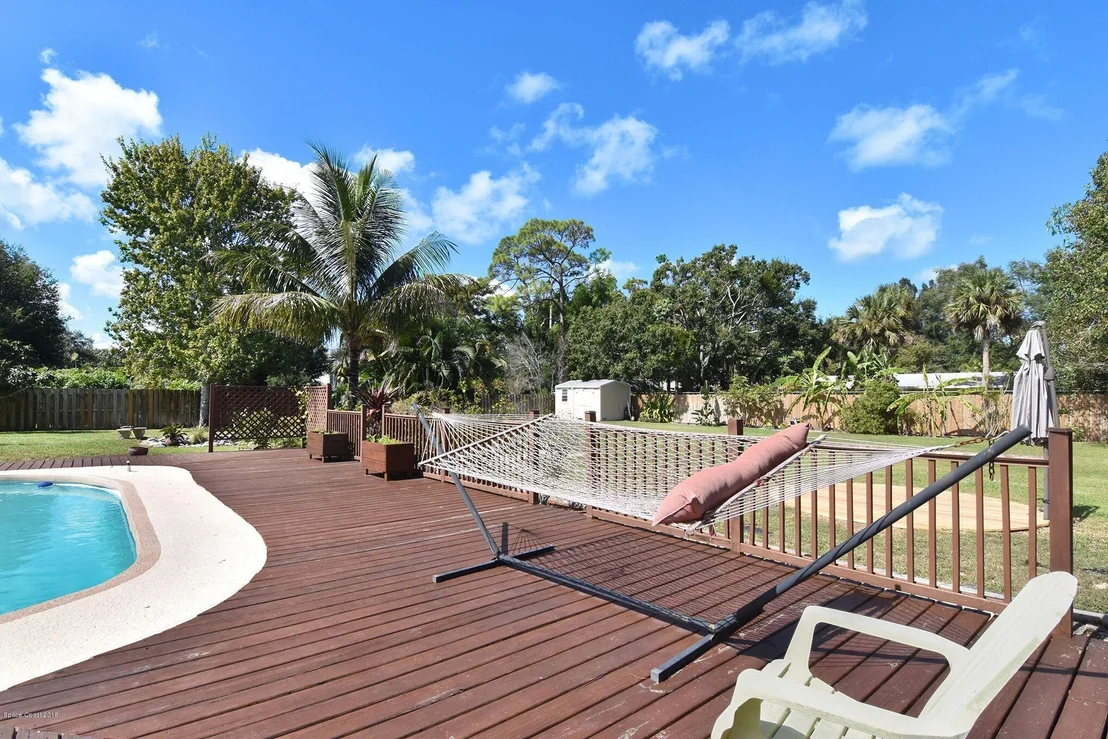 Photo of 7654 Sheridan Road