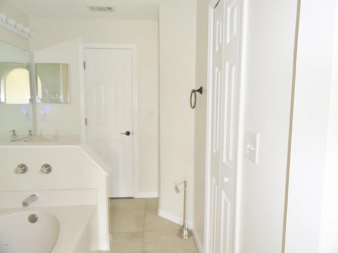 Photo of 1756 Vista Lake Circle