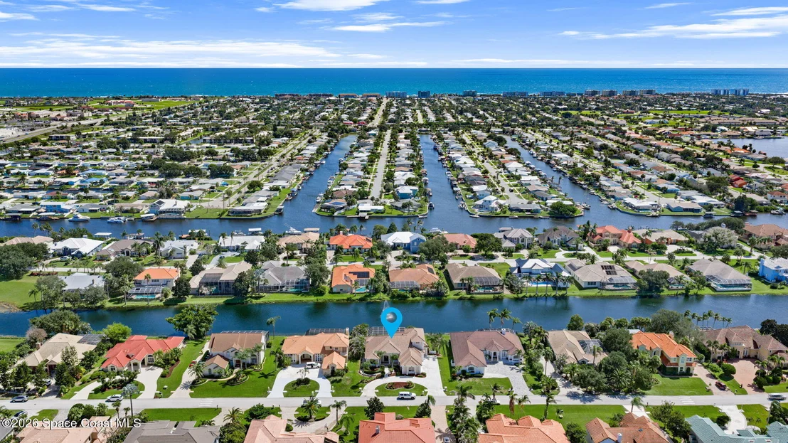 Photo of 347 Lanternback Island Drive