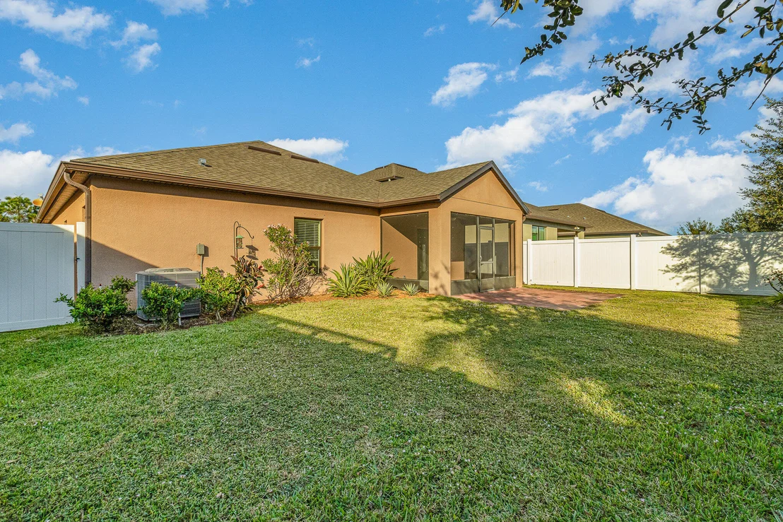 Photo of 1295 Fuji Drive