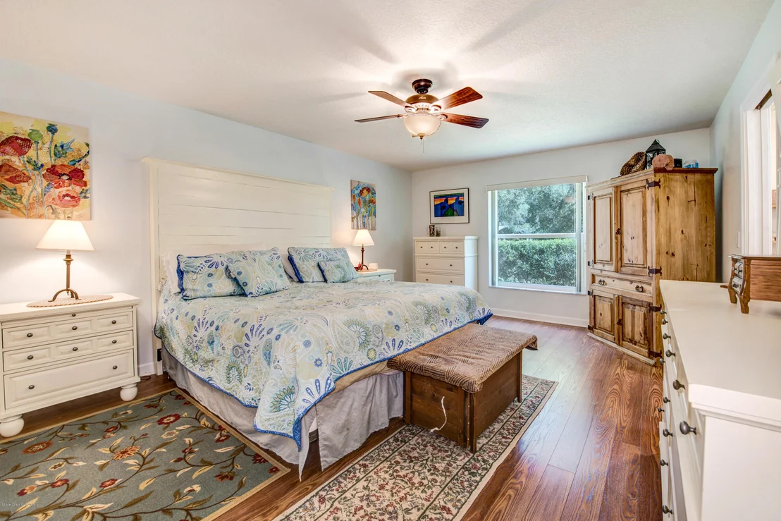 Photo of 1720 Hidden Lake Drive