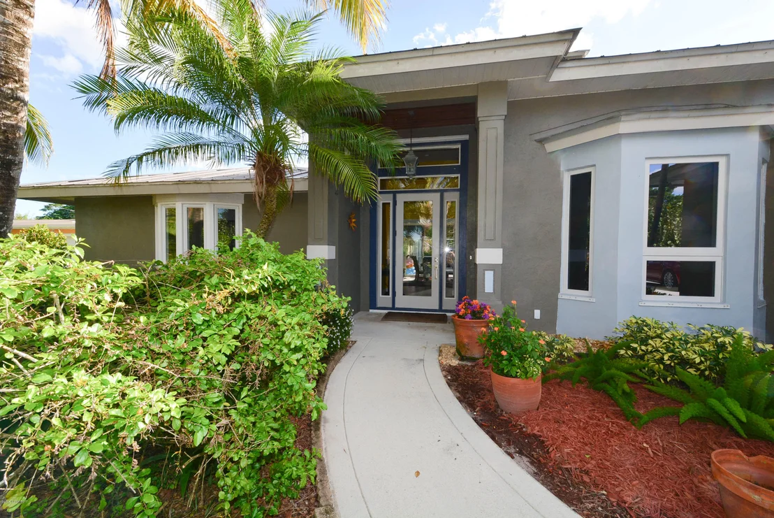 Photo of 873 NW Spruce Ridge Drive