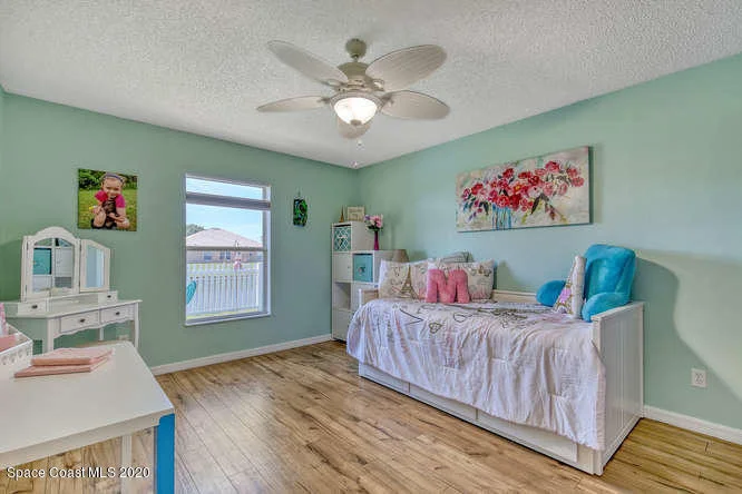 Photo of 1089 Kingfisher Way
