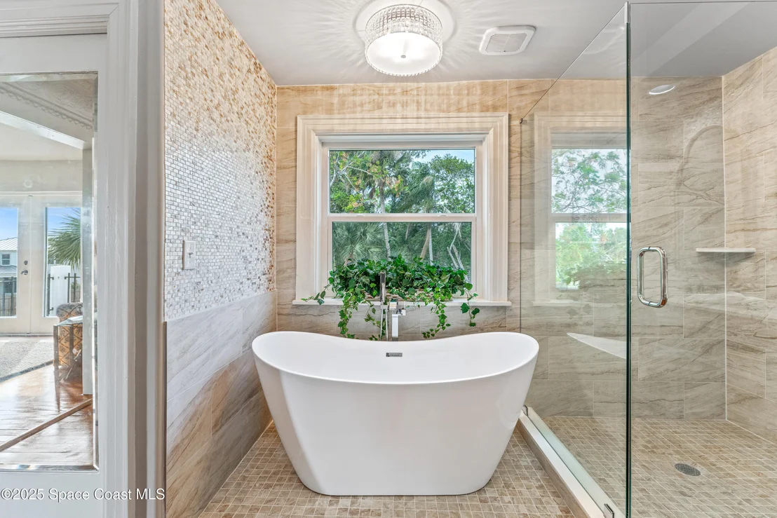 Photo of 121 Circle Drive