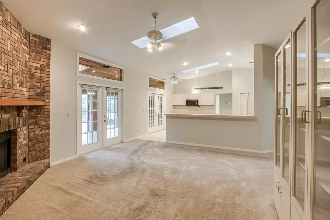 Photo of 1230 Silver Lake Drive