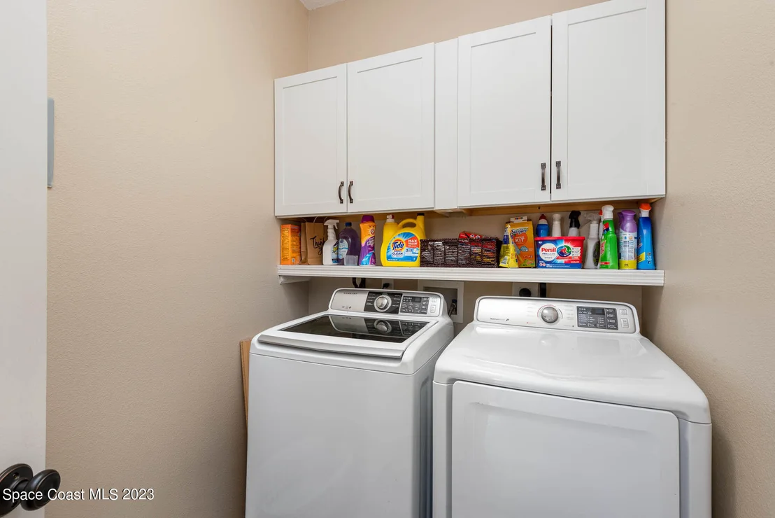 Photo of 402 Waterside Circle