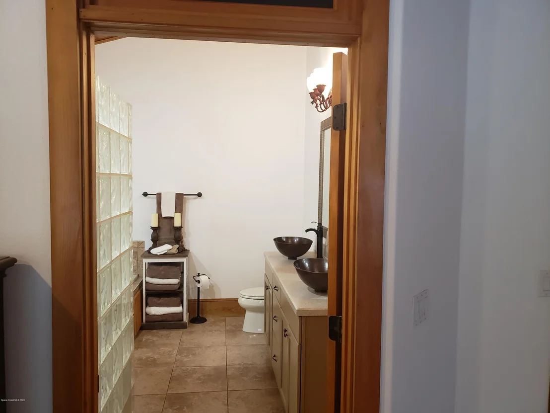 Photo of 555 Hale Road
