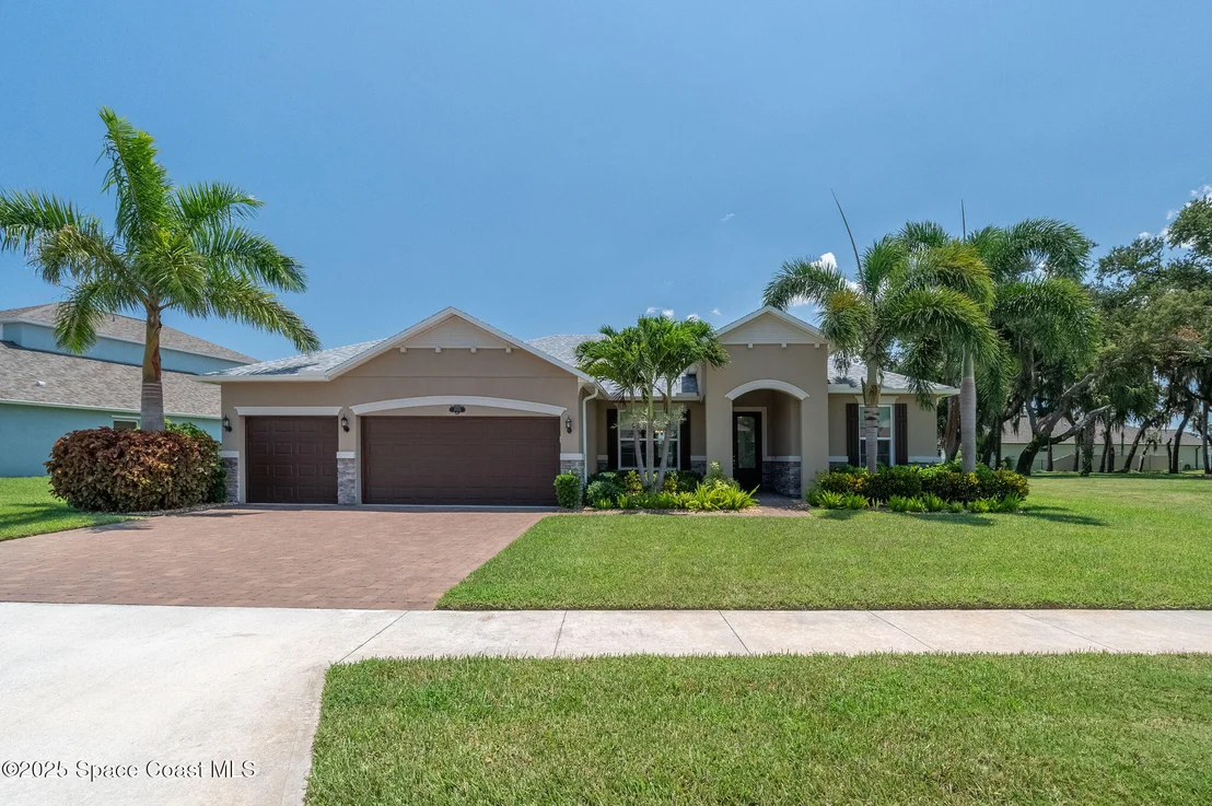 Photo of 2003 Killian Drive NE